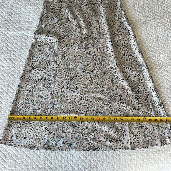 LOFT skirt, size Medium - Picture 7 of 9